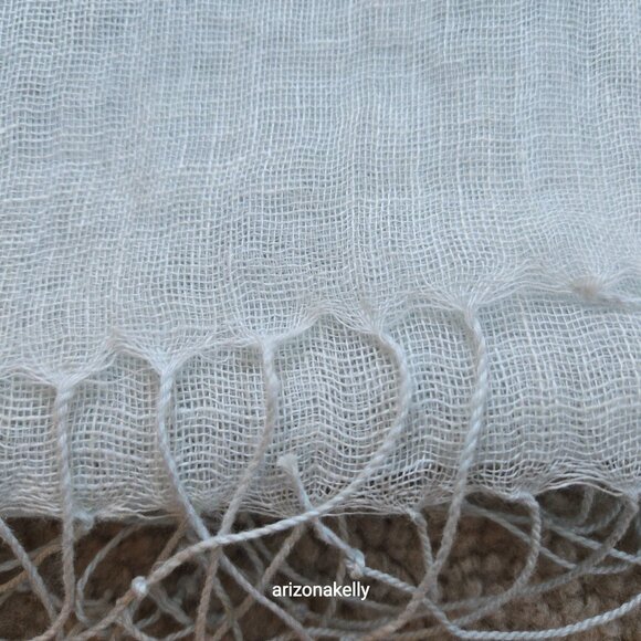 Linen Scarf PALE BLUE - Picture 12 of 14